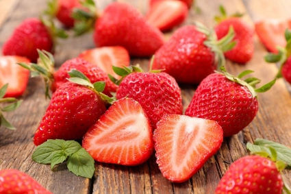 BẠN ĐÃ BIẾT CÁCH TRỒNG DÂU TÂY CHỊU NHIỆT CHƯA ?